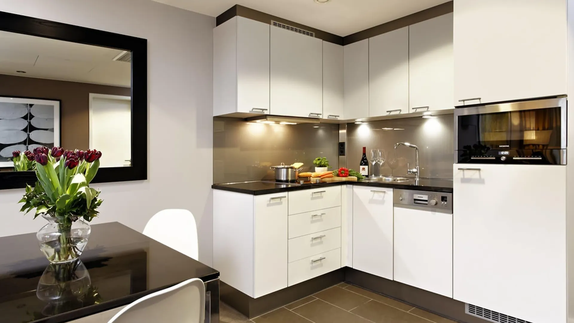 Adina Apartment Hotel Berlin Mitte 4*,  Germania